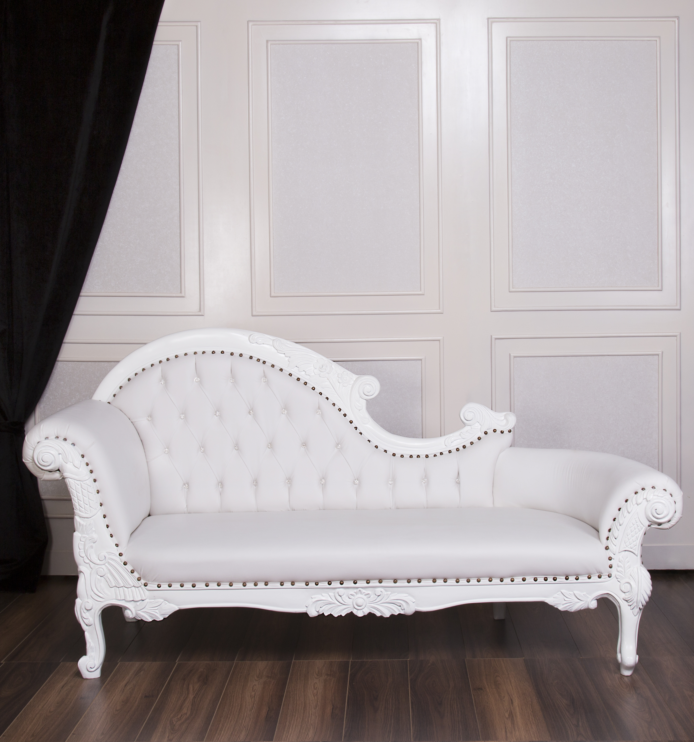 White & White Leather Nefertiti Chaise Lounge